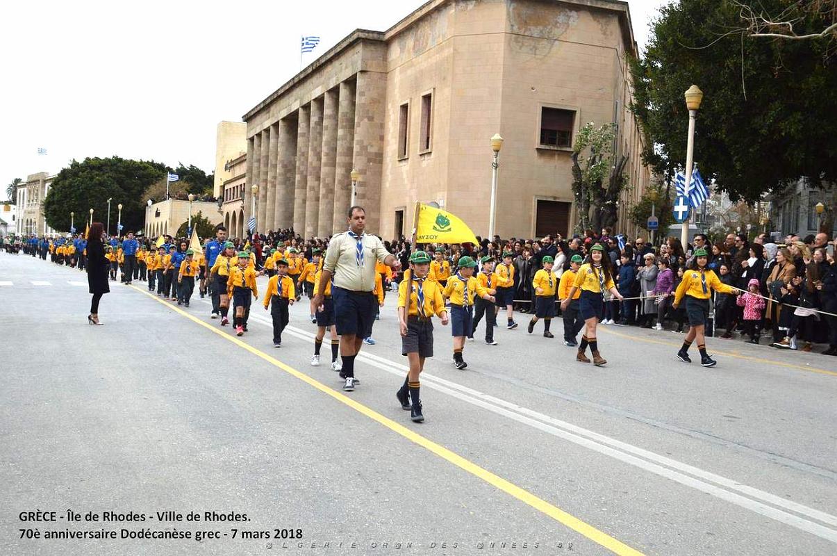 194- Rhodes- Defile Dodecanese grec.JPG